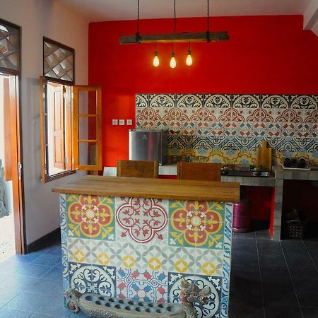 Villa Buddha Malioboro Jogjakarta Buitenkant foto