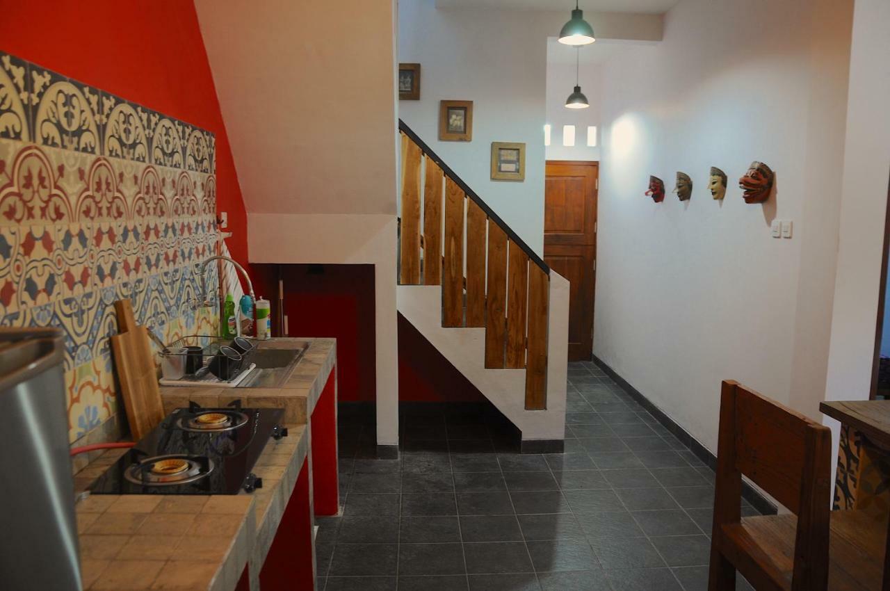 Villa Buddha Malioboro Jogjakarta Buitenkant foto