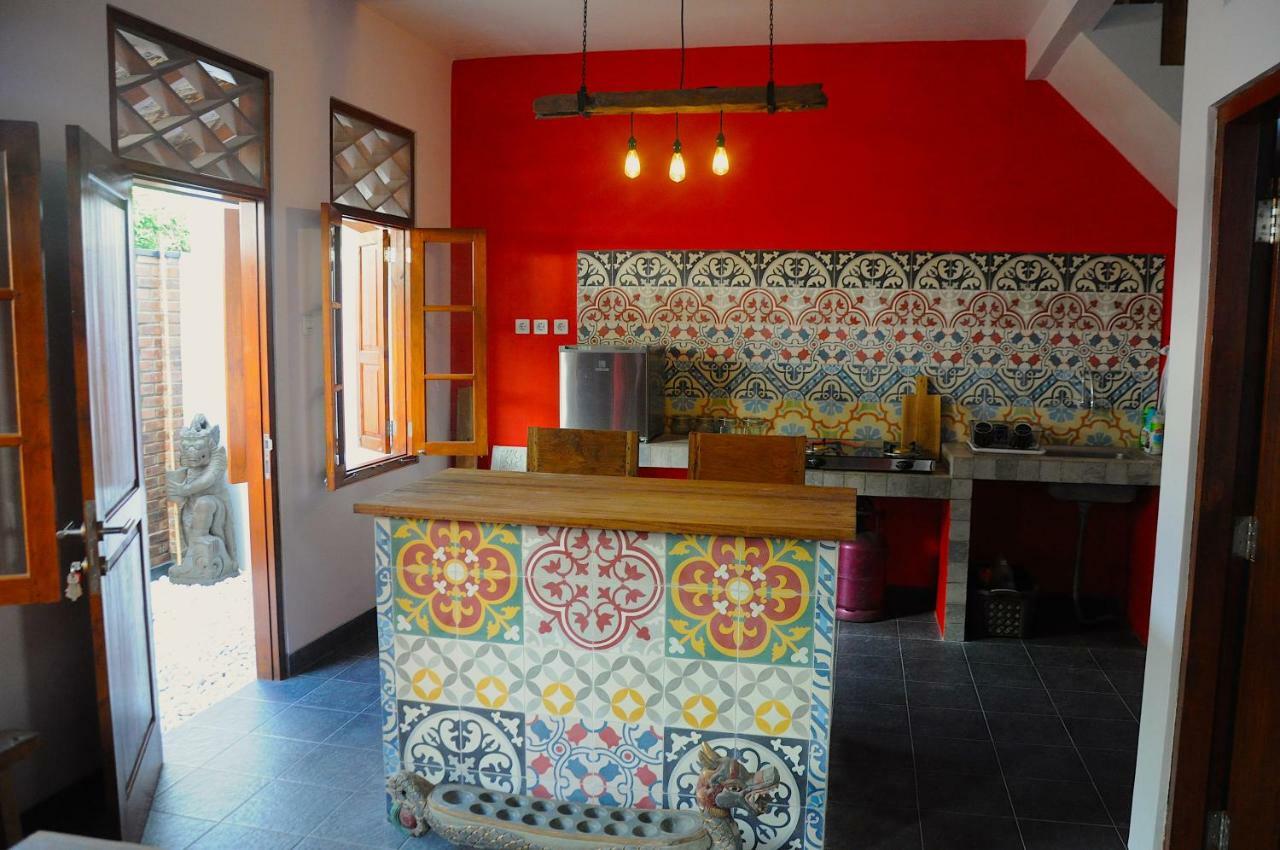 Villa Buddha Malioboro Jogjakarta Buitenkant foto